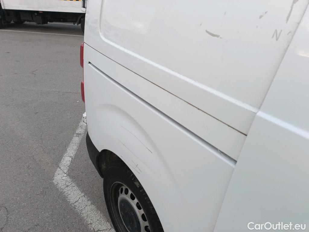  Opel  Vivaro OPEL  / 2019 / 4P / furgón 1.5 Diésel 88kW (120CV) M Std Express #7