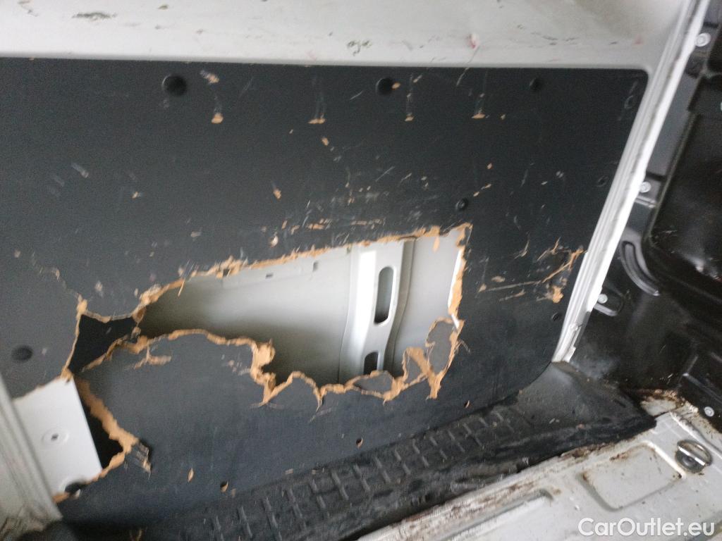  Opel  Vivaro OPEL  / 2019 / 4P / furgón 1.5 Diésel 88kW (120CV) M Std Express #21