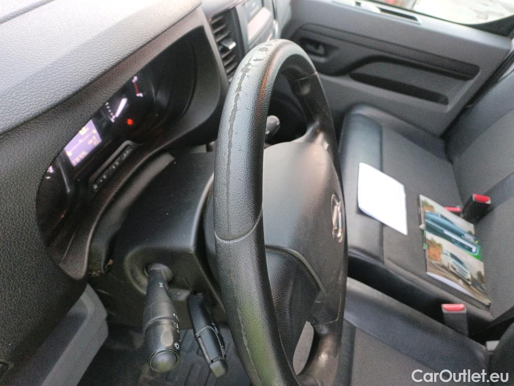  Opel  Vivaro OPEL  / 2019 / 4P / furgón 1.5 Diésel 88kW (120CV) M Std Express #43