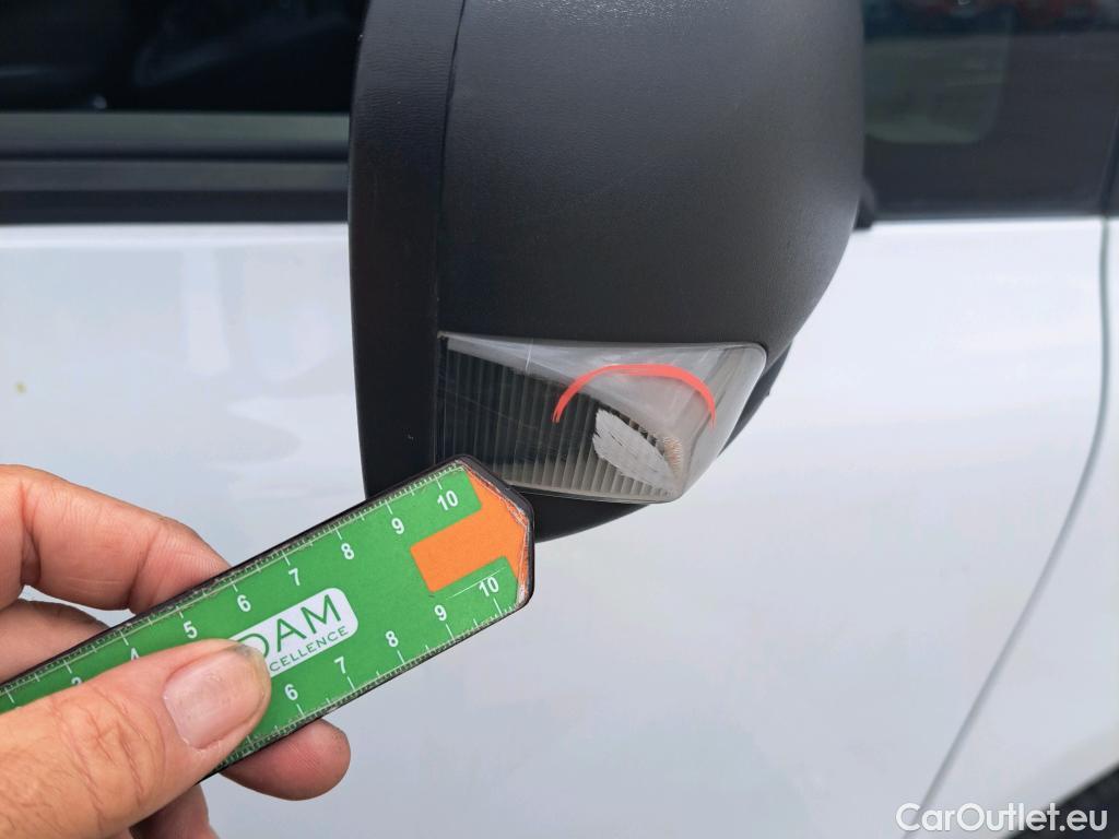  Renault  Kangoo RENAULT  Furgón/2021/4P/furgón derivado de turismo Profes. 1.5 Blue dCi 55kW Ábr. Sésamo R #24