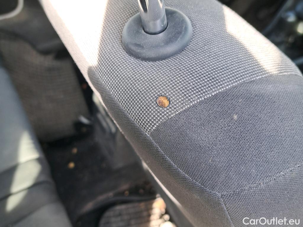  Volkswagen  Caddy VOLKSWAGEN  / 2015 / 4P / combi Profesional Kombi 2.0 TDI 75kW BMT (CX) #10