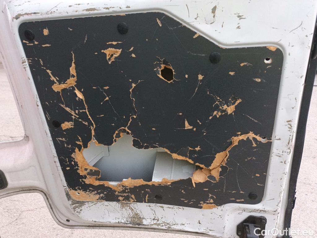  Opel  Vivaro OPEL  / 2019 / 4P / furgón 1.5 Diésel 88kW (120CV) M Std Express #32