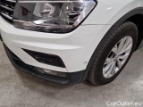  Volkswagen  Tiguan VOLKSWAGEN  / 2016 / 5P / SUV 2.0 TDI SCR 110KW BUSINESS BMT DSG #29