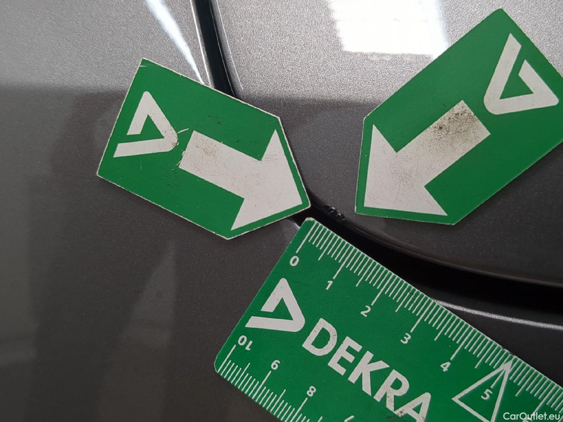  Renault  Captur  II Evolution 1.6 E-TECH Hybrid 145CV BVA6 E6d #22