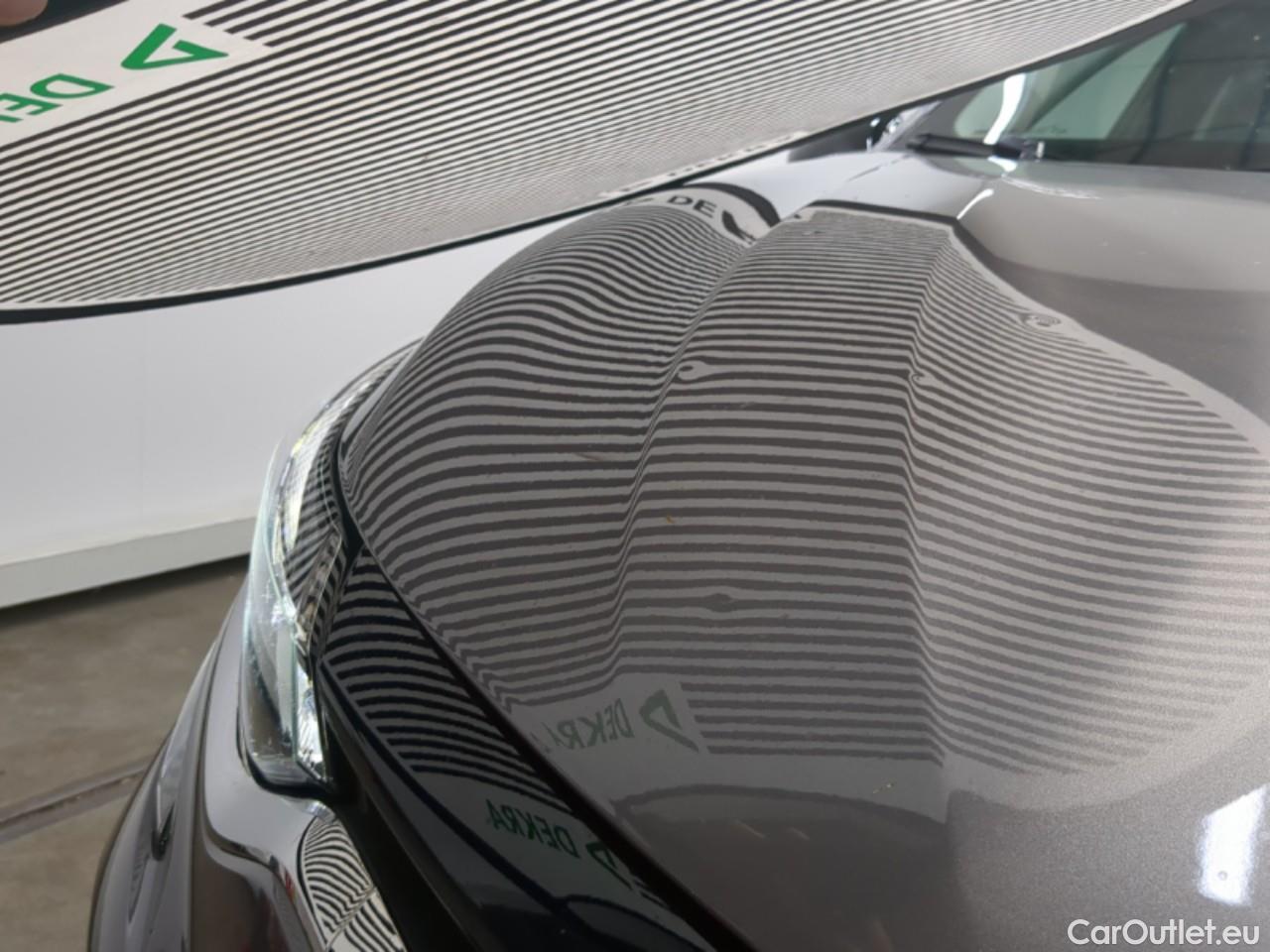  Renault  Captur  II Evolution 1.6 E-TECH Hybrid 145CV BVA6 E6d #13