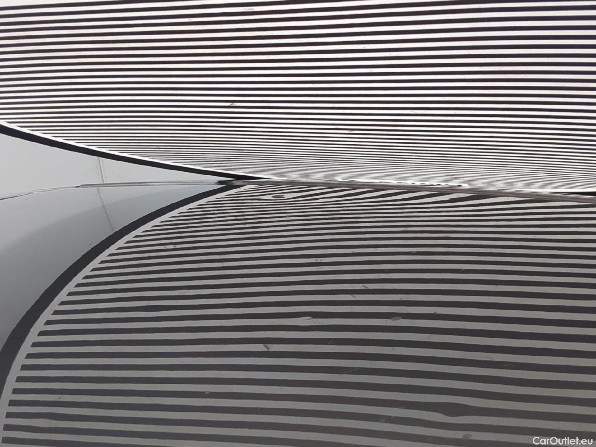  Renault  Captur  II Evolution 1.6 E-TECH Hybrid 145CV BVA6 E6d #4