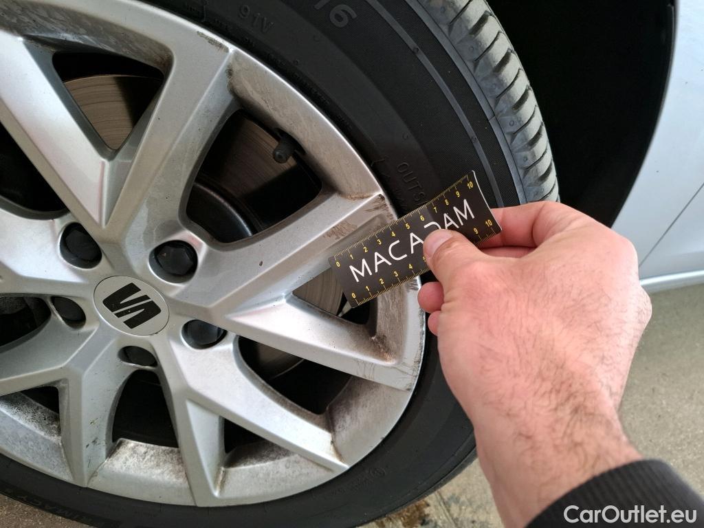  Seat  Leon SEAT  Sportstourer / 2020 / 5P / Break 2.0 TDI 150 DSG S&S Style Business #13