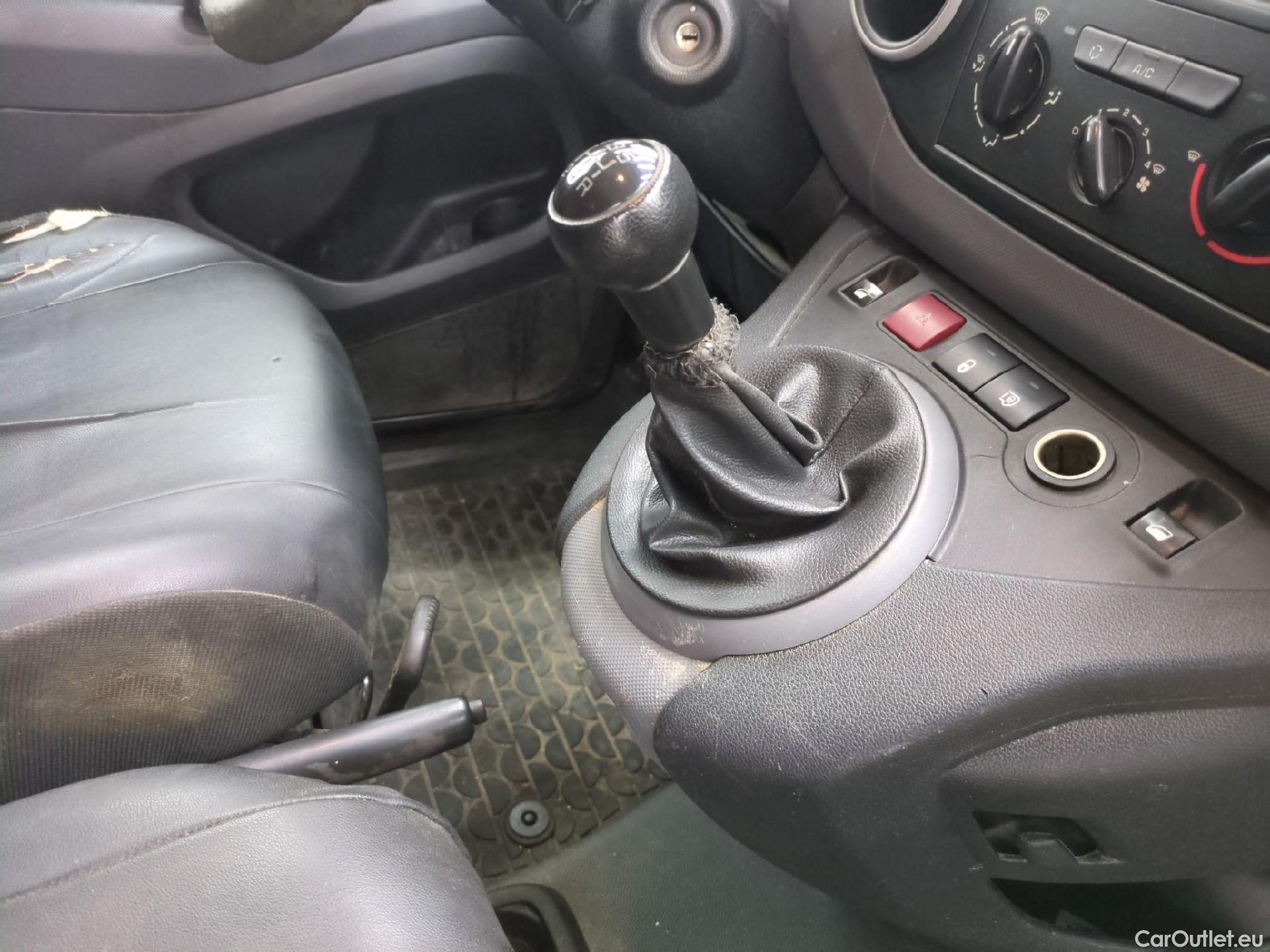  Citroen  Berlingo  Fourgon Club L1 (Court) 1.6 BlueHDi 100CV BVM5 E6 #2