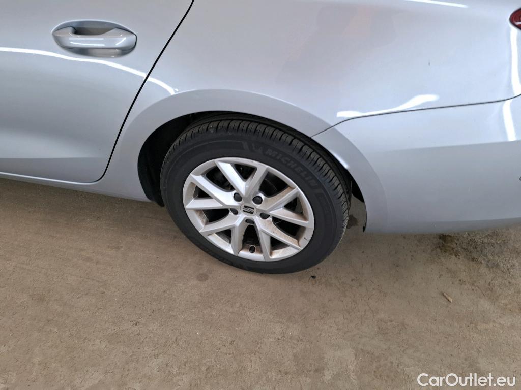  Seat  Leon SEAT  Sportstourer / 2020 / 5P / Break 2.0 TDI 150 DSG S&S Style Business #15