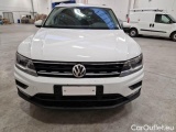  Volkswagen  Tiguan VOLKSWAGEN  / 2016 / 5P / SUV 2.0 TDI SCR 110KW BUSINESS BMT DSG #31