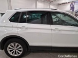  Volkswagen  Tiguan VOLKSWAGEN  / 2016 / 5P / SUV 2.0 TDI SCR 110KW BUSINESS BMT DSG #40