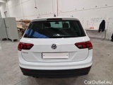  Volkswagen  Tiguan VOLKSWAGEN  / 2016 / 5P / SUV 2.0 TDI SCR 110KW BUSINESS BMT DSG #42