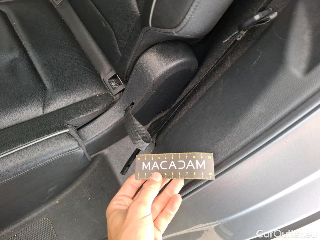  Volkswagen  Tiguan VOLKSWAGEN  Allspace / 2017 / 5P / SUV 2.0 TDI 150 DSG7 Carat Exclusive #37