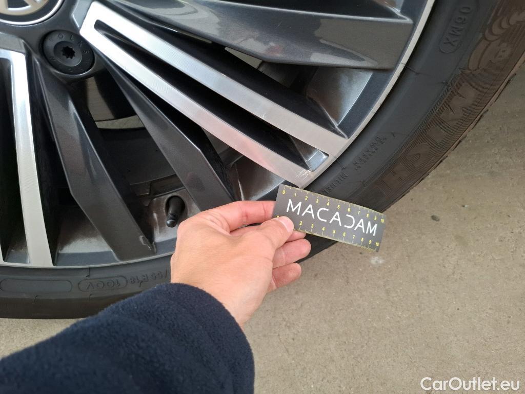  Volkswagen  Tiguan VOLKSWAGEN  Allspace / 2017 / 5P / SUV 2.0 TDI 150 DSG7 Carat Exclusive #69