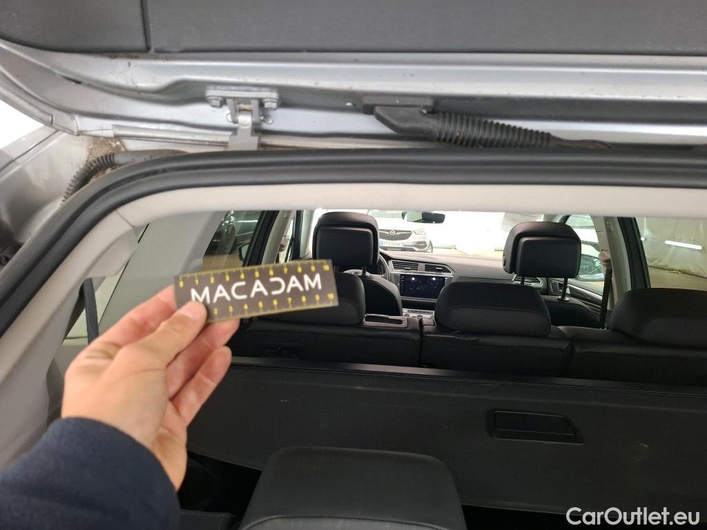  Volkswagen  Tiguan VOLKSWAGEN  Allspace / 2017 / 5P / SUV 2.0 TDI 150 DSG7 Carat Exclusive #74