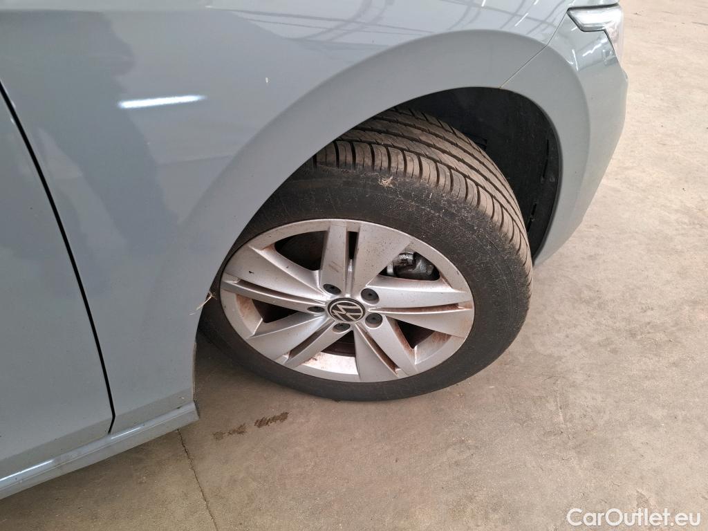  Volkswagen  Golf  VIII Life 1st Business  1.5 TSI 130CV BVM6 E6dT #2