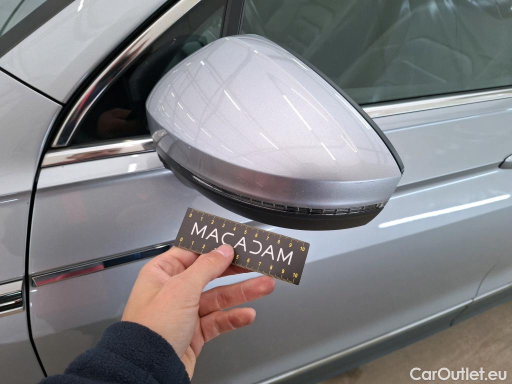  Volkswagen  Tiguan VOLKSWAGEN  Allspace / 2017 / 5P / SUV 2.0 TDI 150 DSG7 Carat Exclusive #76