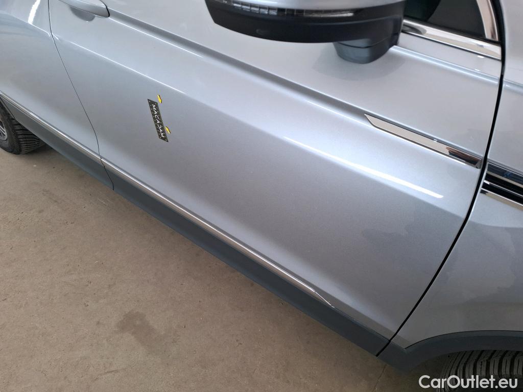  Volkswagen  Tiguan VOLKSWAGEN  Allspace / 2017 / 5P / SUV 2.0 TDI 150 DSG7 Carat Exclusive #55