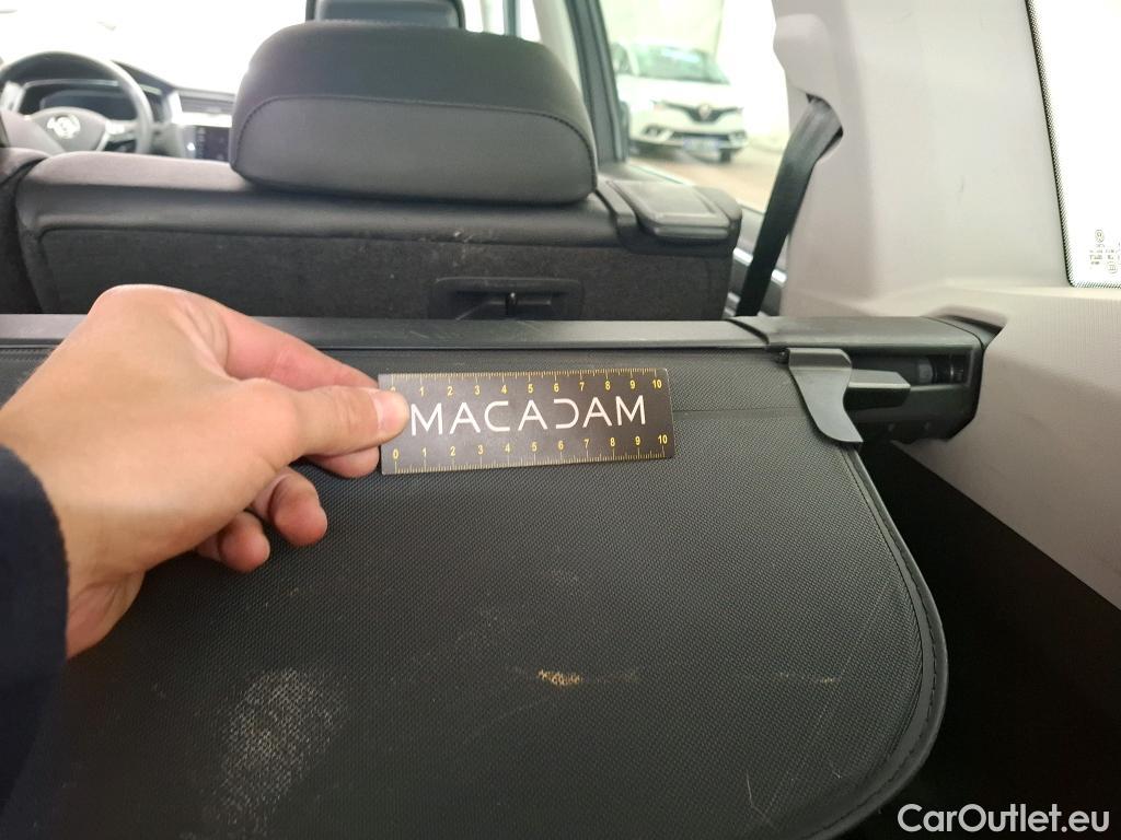  Volkswagen  Tiguan VOLKSWAGEN  Allspace / 2017 / 5P / SUV 2.0 TDI 150 DSG7 Carat Exclusive #50