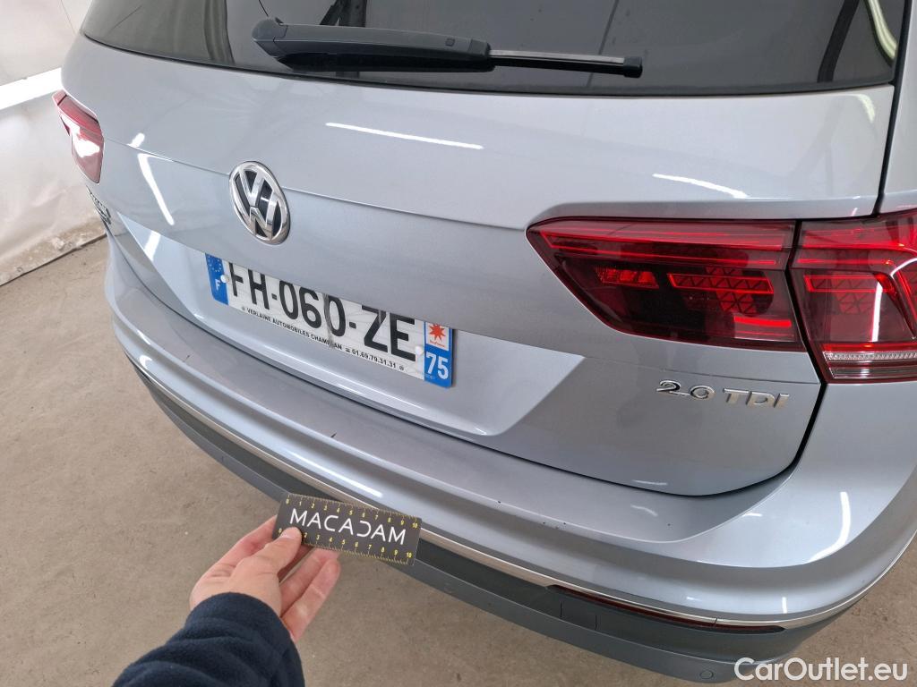  Volkswagen  Tiguan VOLKSWAGEN  Allspace / 2017 / 5P / SUV 2.0 TDI 150 DSG7 Carat Exclusive #60