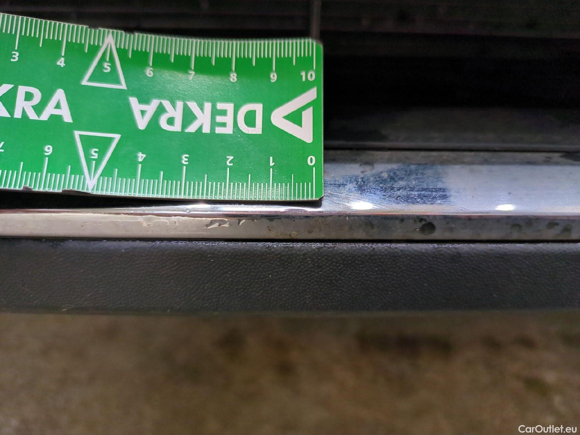  Volkswagen  T-CROSS VOLKSWAGEN  / 2018 / 5P / SUV 1.0 TSI 110ch DSG R-Line(SP) #12