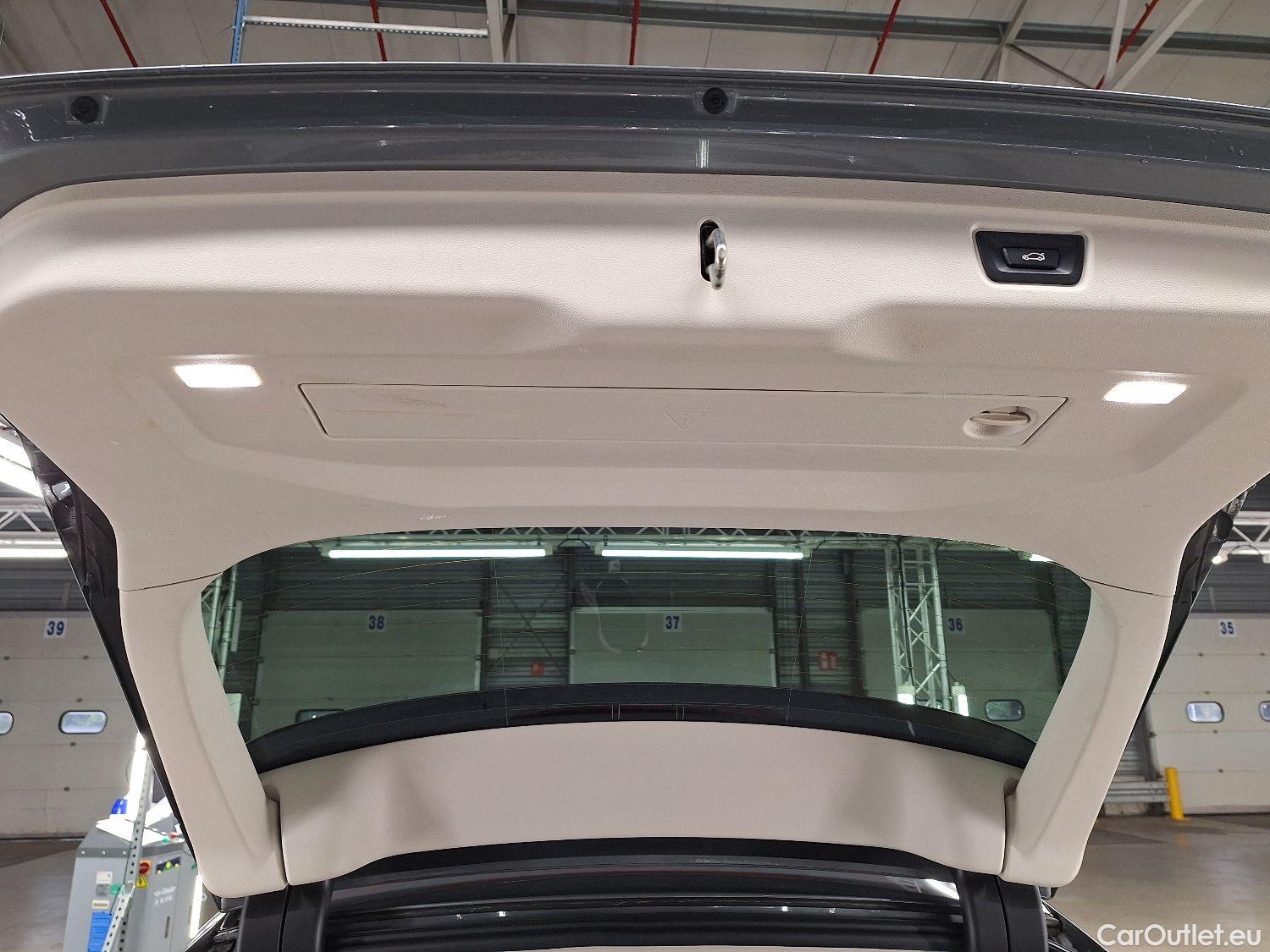  Bmw  Serie 3 BMW, 3-serie Touring '18, BMW 3 Reeks Touring 318dA (100 kW) 5d #9