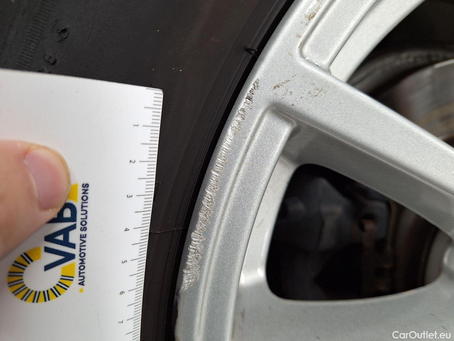  Bmw  Serie 3 BMW, 3-serie Touring '18, BMW 3 Reeks Touring 318dA (100 kW) 5d #3