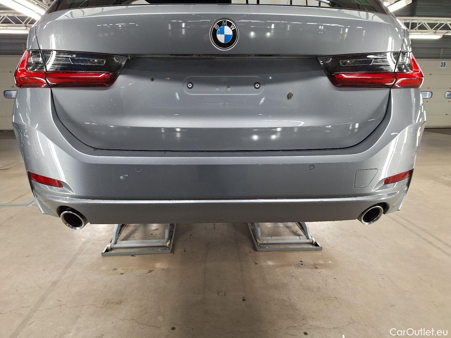  Bmw  Serie 3 BMW, 3-serie Touring '18, BMW 3 Reeks Touring 318dA (100 kW) 5d #4