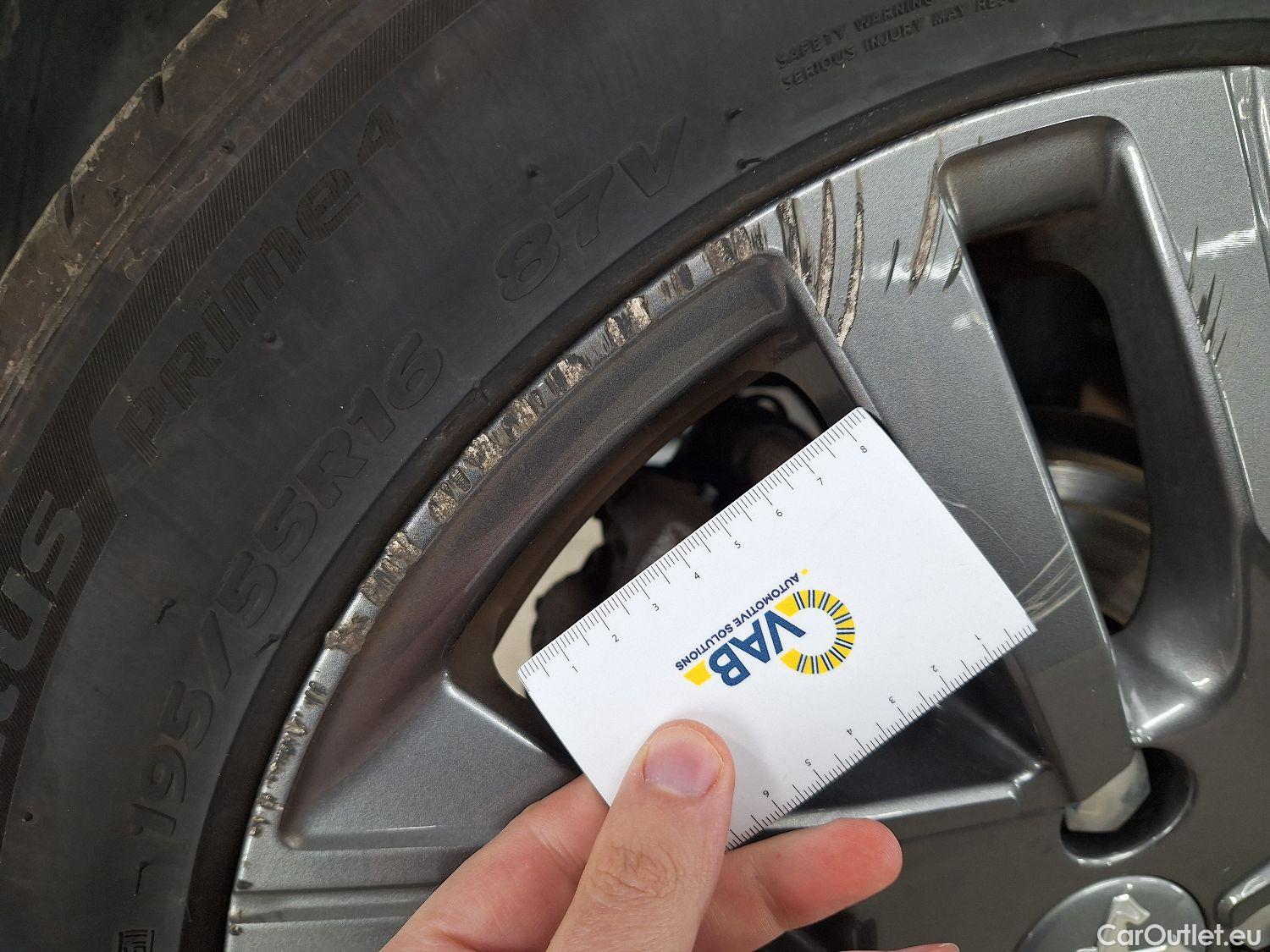  Peugeot  208 Peugeot,  '19, Peugeot  1.5 BlueHDi 100 MAN6 S&S Active pack 5 #2