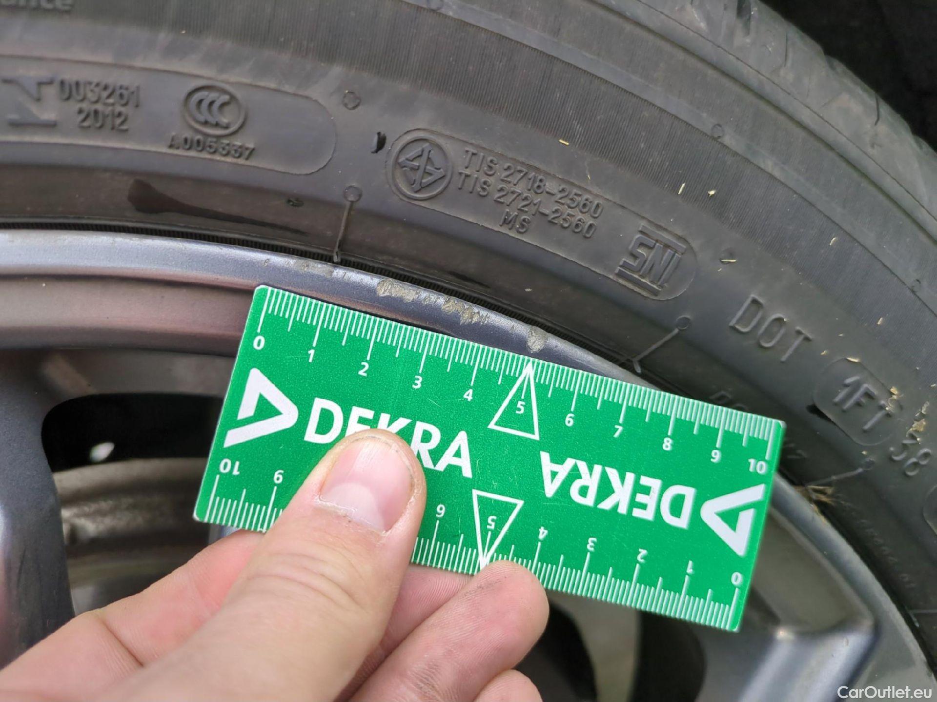  Ford  Focus  Berline ST-Line X 1.0 EcoBoost 125CV BVA7 E6d #4