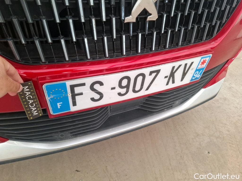  Peugeot  2008  GT Line 1.2 PureTech 130CV BVA8 E6d #31