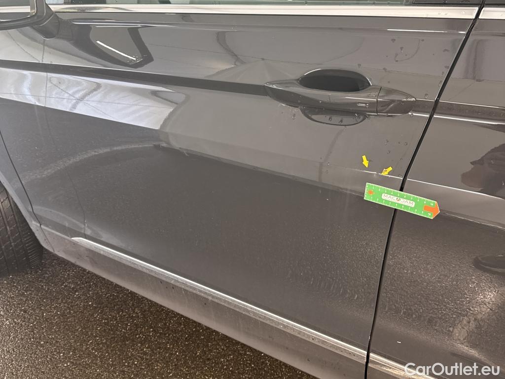  Volkswagen  Tiguan VOLKSWAGEN  / 2020 / 5P / SUV 1.4 eHybrid 245 DSG6 Elegance #18