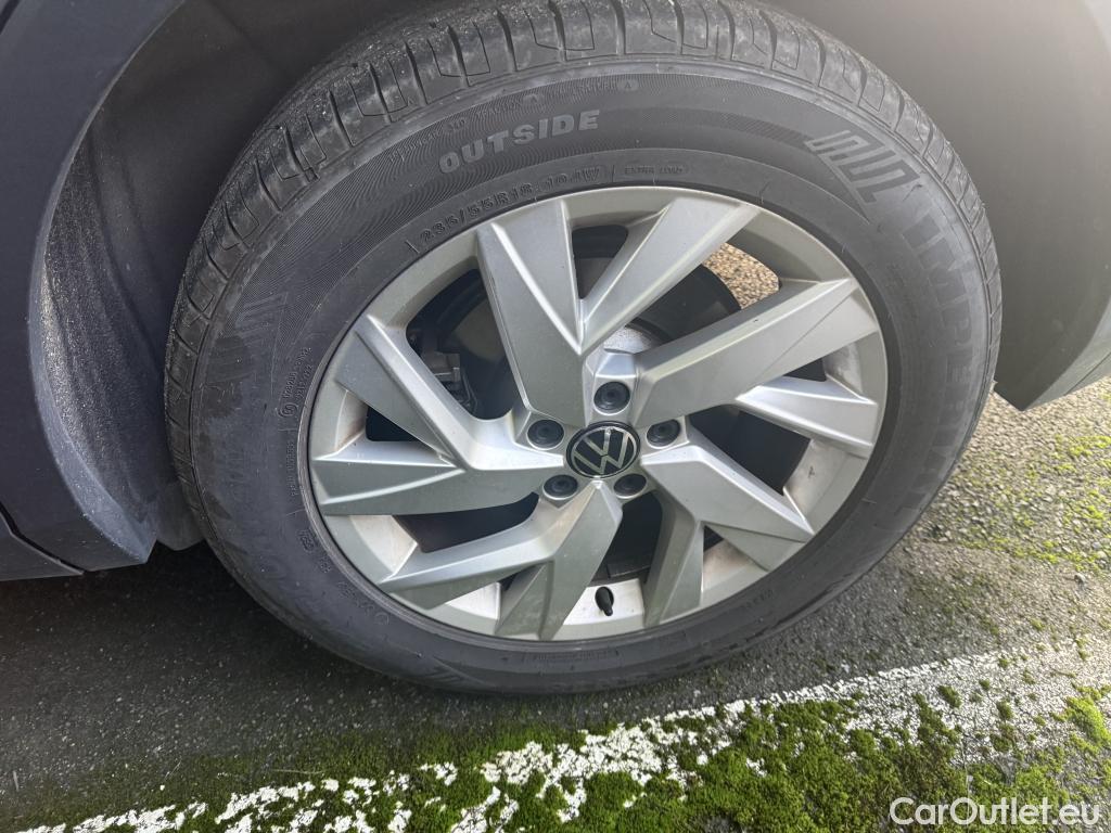  Volkswagen  Tiguan VOLKSWAGEN  / 2020 / 5P / SUV 1.4 eHybrid 245 DSG6 Elegance #7