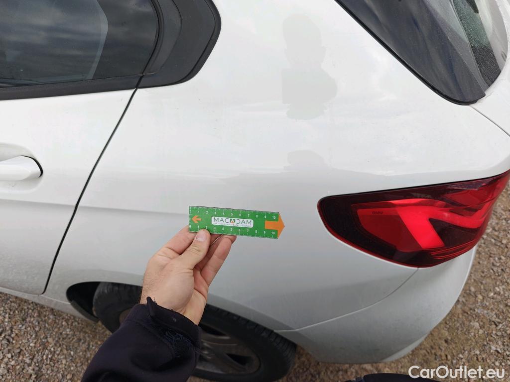  Bmw  Serie 1 BMW  / 2019 / 5P / berlina con portón 116d #9