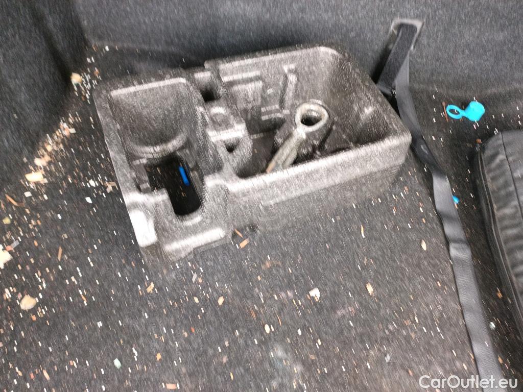  Bmw  X1 Serie  sDrive 18i Advantage 1.5 140CV AT7 E6dT #13