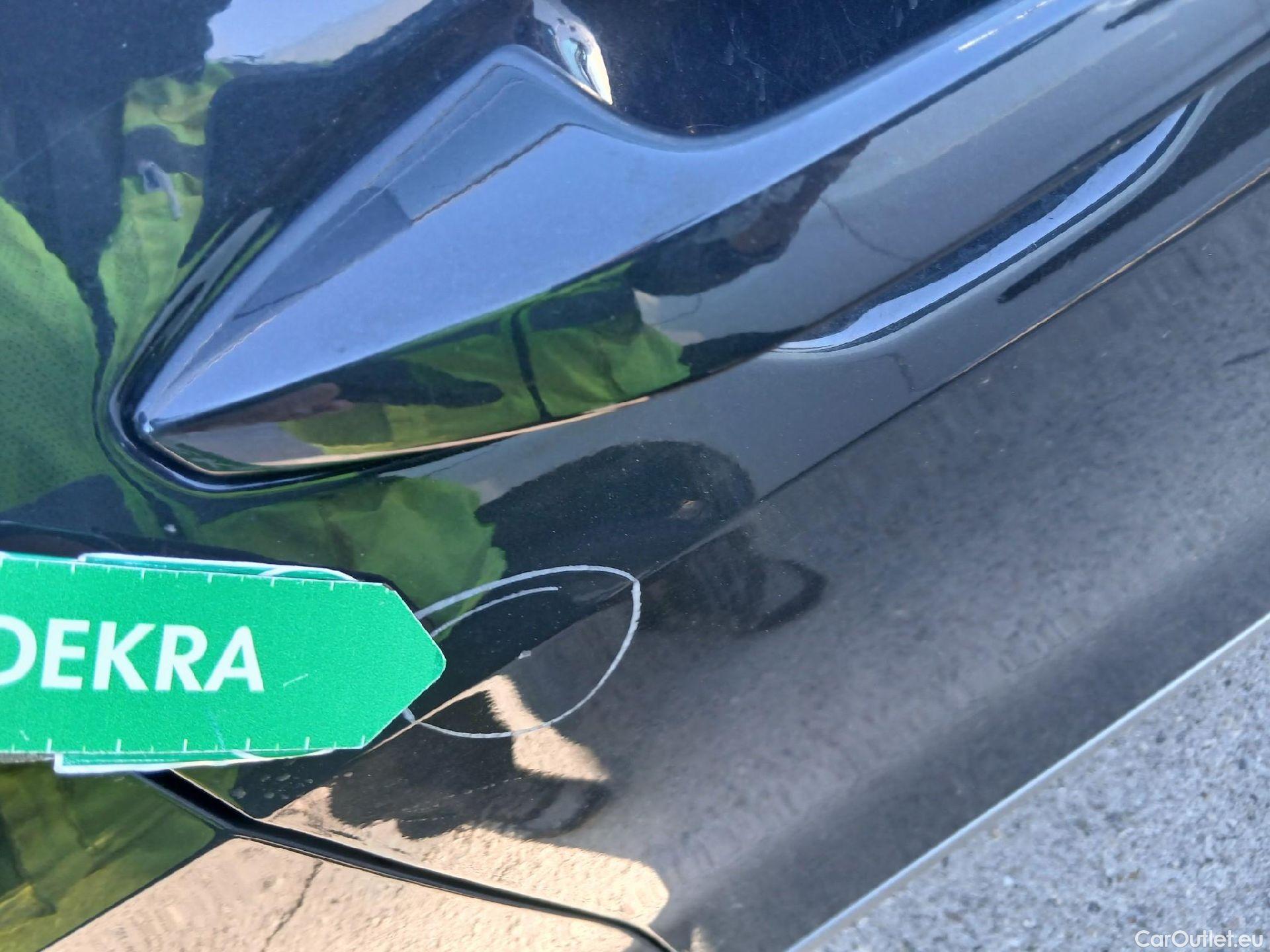  KIA  Sportage KIA  / 2022 / 5P / todoterreno 1.6 T-GDi 118kW (160CV) Drive 17