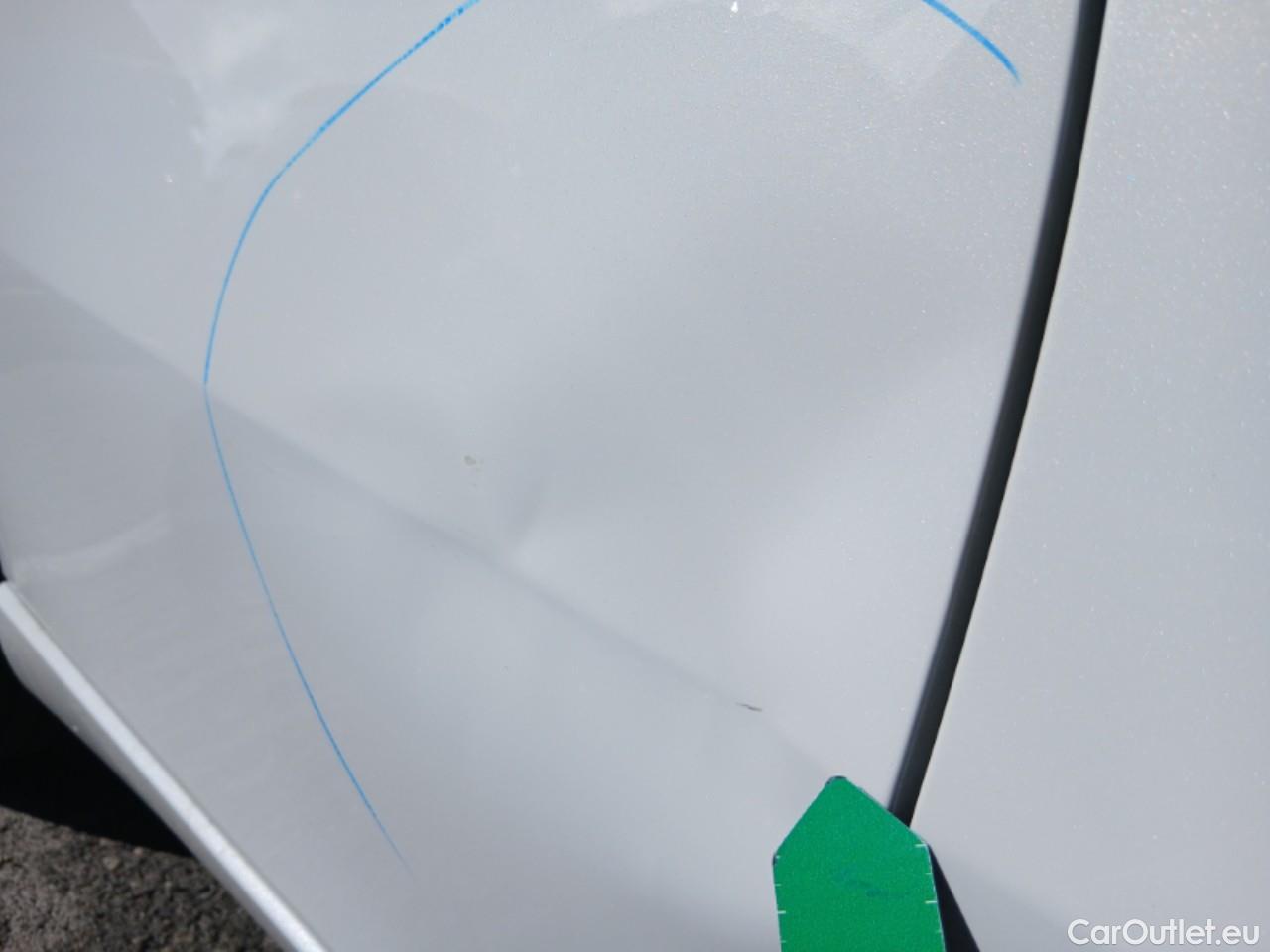  Mercedes  A-Klasse MERCEDES-BENZ Clase A / 2018 / 4P / sedán Sedán A 250 e #17