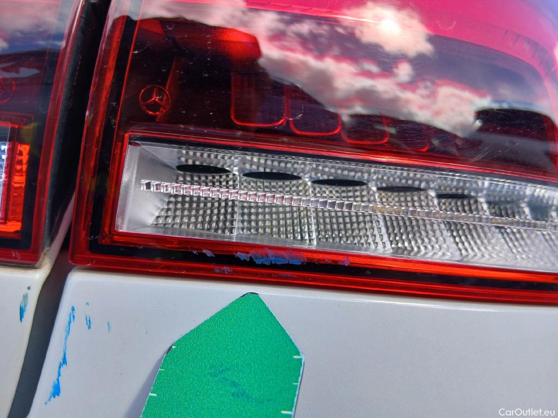  Mercedes  A-Klasse MERCEDES-BENZ Clase A / 2018 / 4P / sedán Sedán A 250 e #10