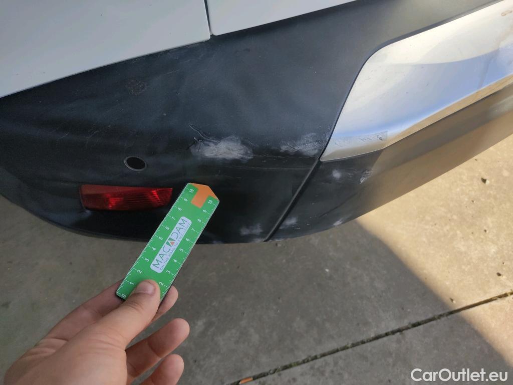  Peugeot  2008 PEUGEOT  / 2019 / 5P / todoterreno Active BlueHDI 81kW (110CV) #6