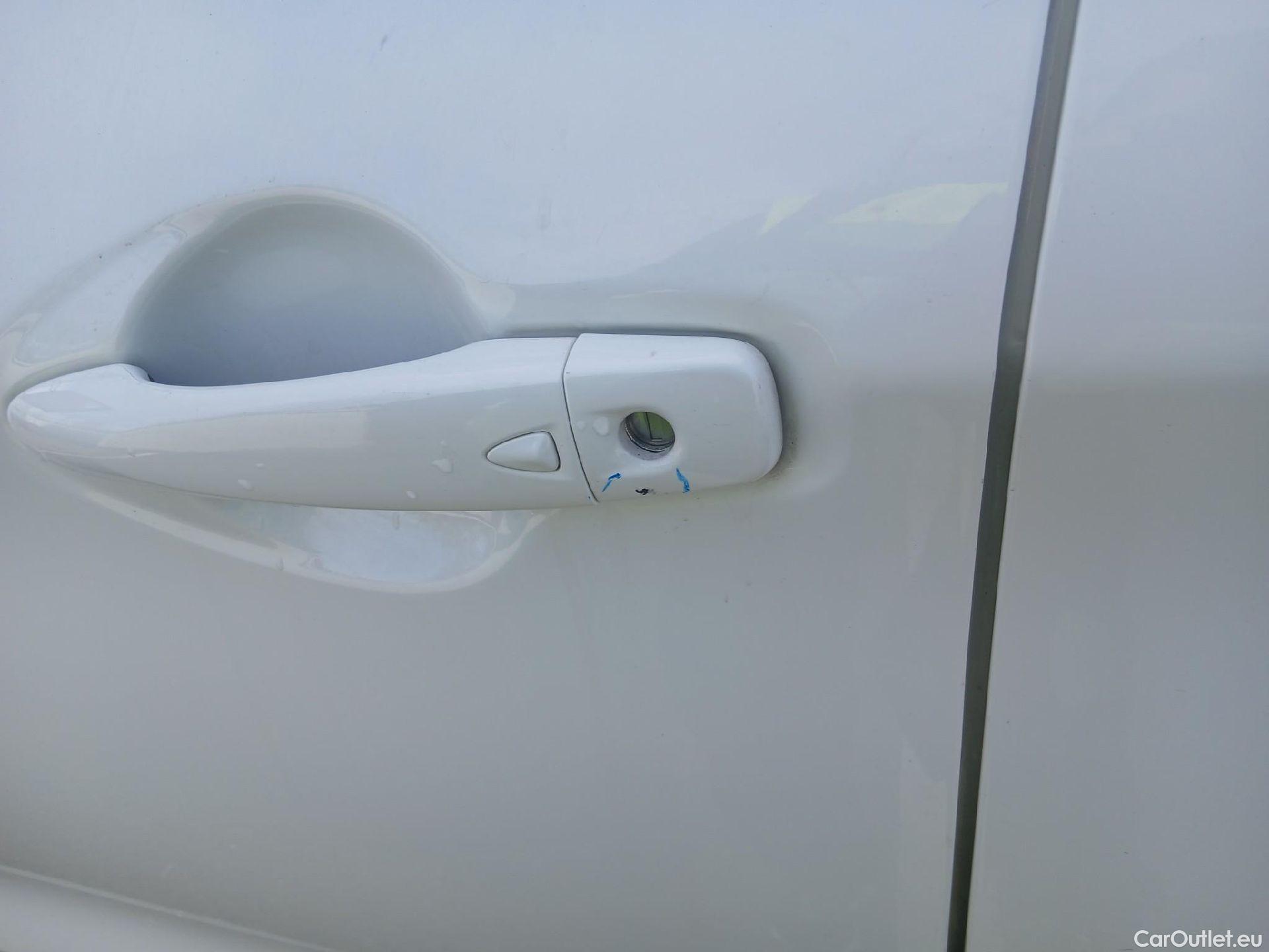  Nissan  Qashqai NISSAN  / 2017 / 5P / todoterreno dCi 150CV (110kW) N-CONNECTA (AC) #7