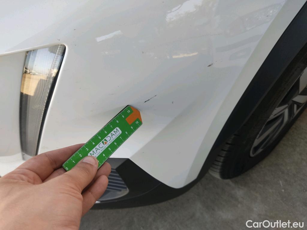  Peugeot  2008 PEUGEOT  / 2019 / 5P / todoterreno Active BlueHDI 81kW (110CV) #2