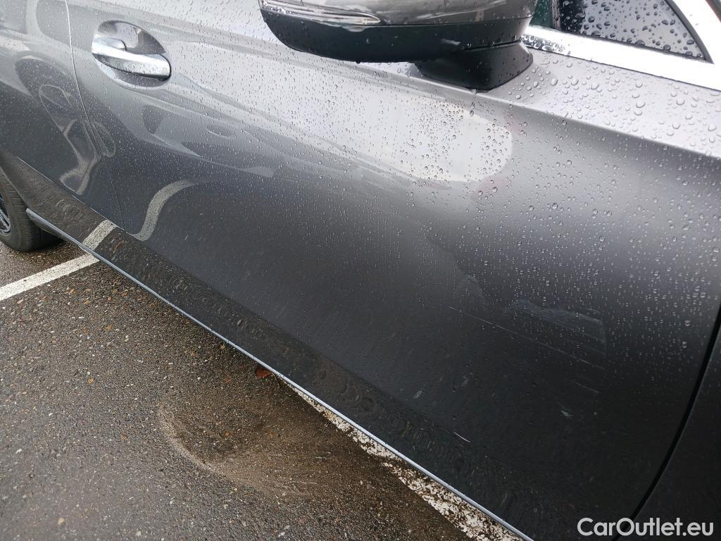  Mercedes  A-Klasse MERCEDES-BENZ Clase A / 2018 / 4P / sedán Sedán A 180 d #1