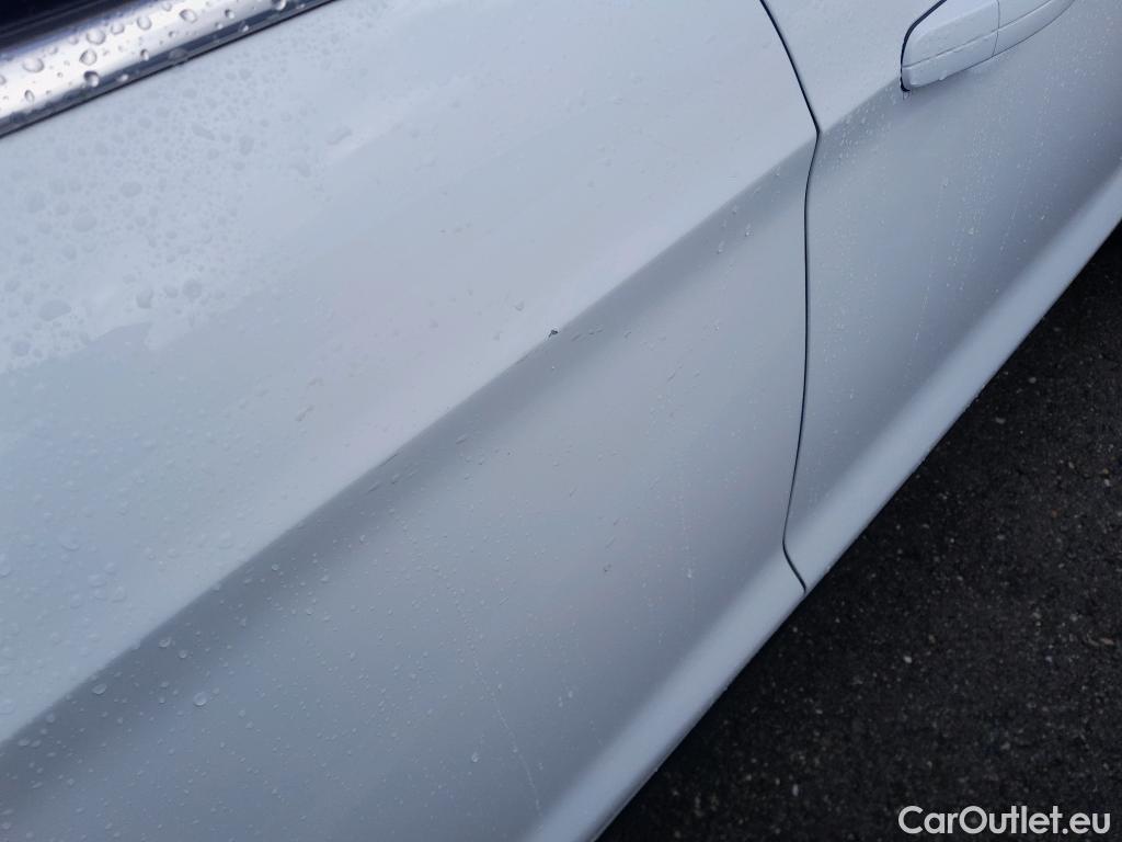  Ford  Kuga FORD  / 2016 / 5P / todoterreno 1.5 EcoBoost 88kW 4x2 Trend+ (CX) #19