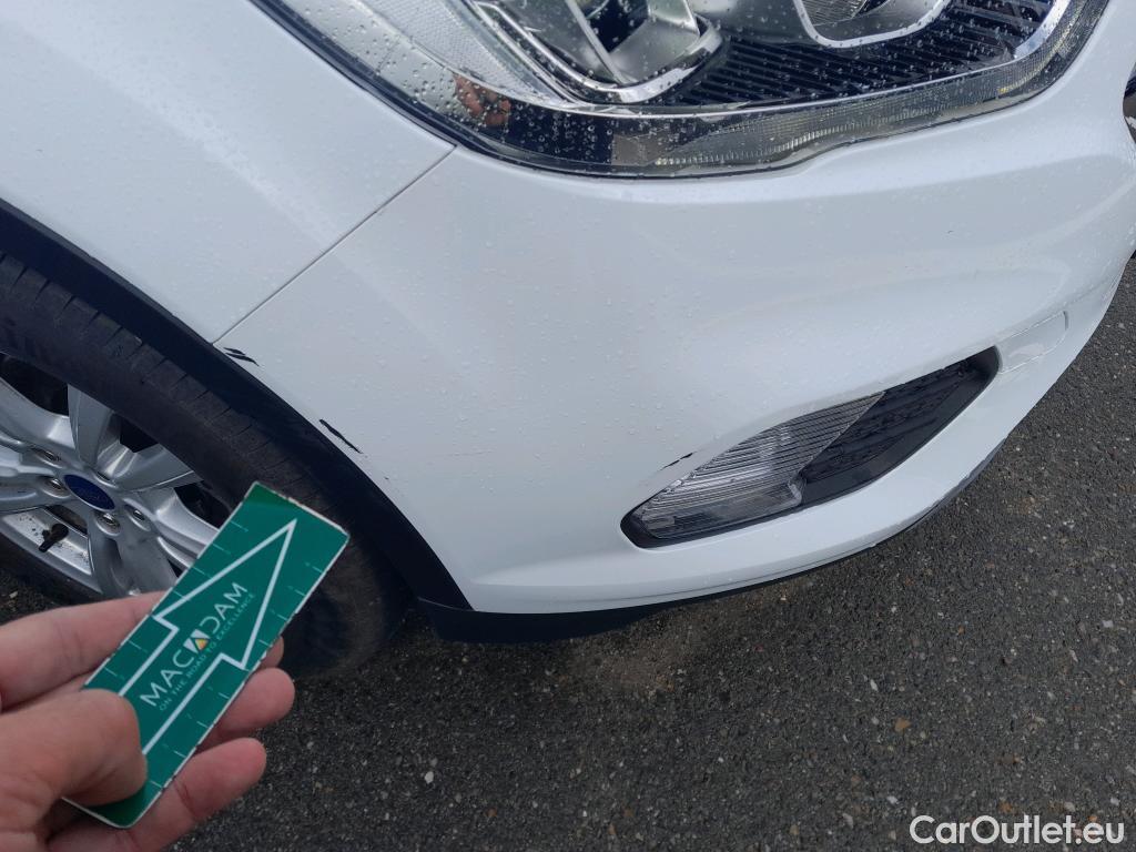  Ford  Kuga FORD  / 2016 / 5P / todoterreno 1.5 EcoBoost 88kW 4x2 Trend+ (CX) #6