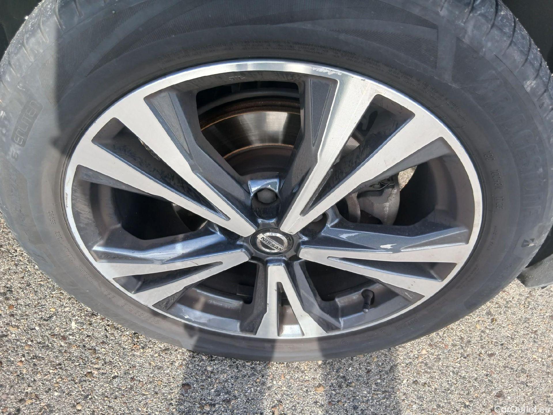  Nissan  Qashqai NISSAN  / 2017 / 5P / todoterreno dCi 150CV (110kW) N-CONNECTA (AC) #23