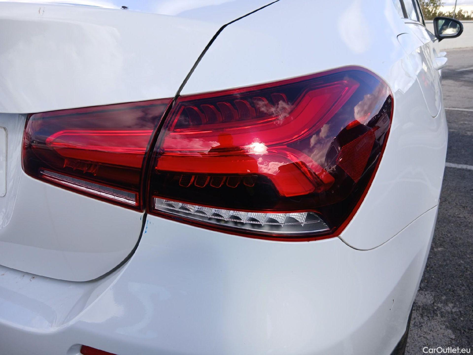  Mercedes  A-Klasse MERCEDES-BENZ Clase A / 2018 / 4P / sedán Sedán A 250 e #11