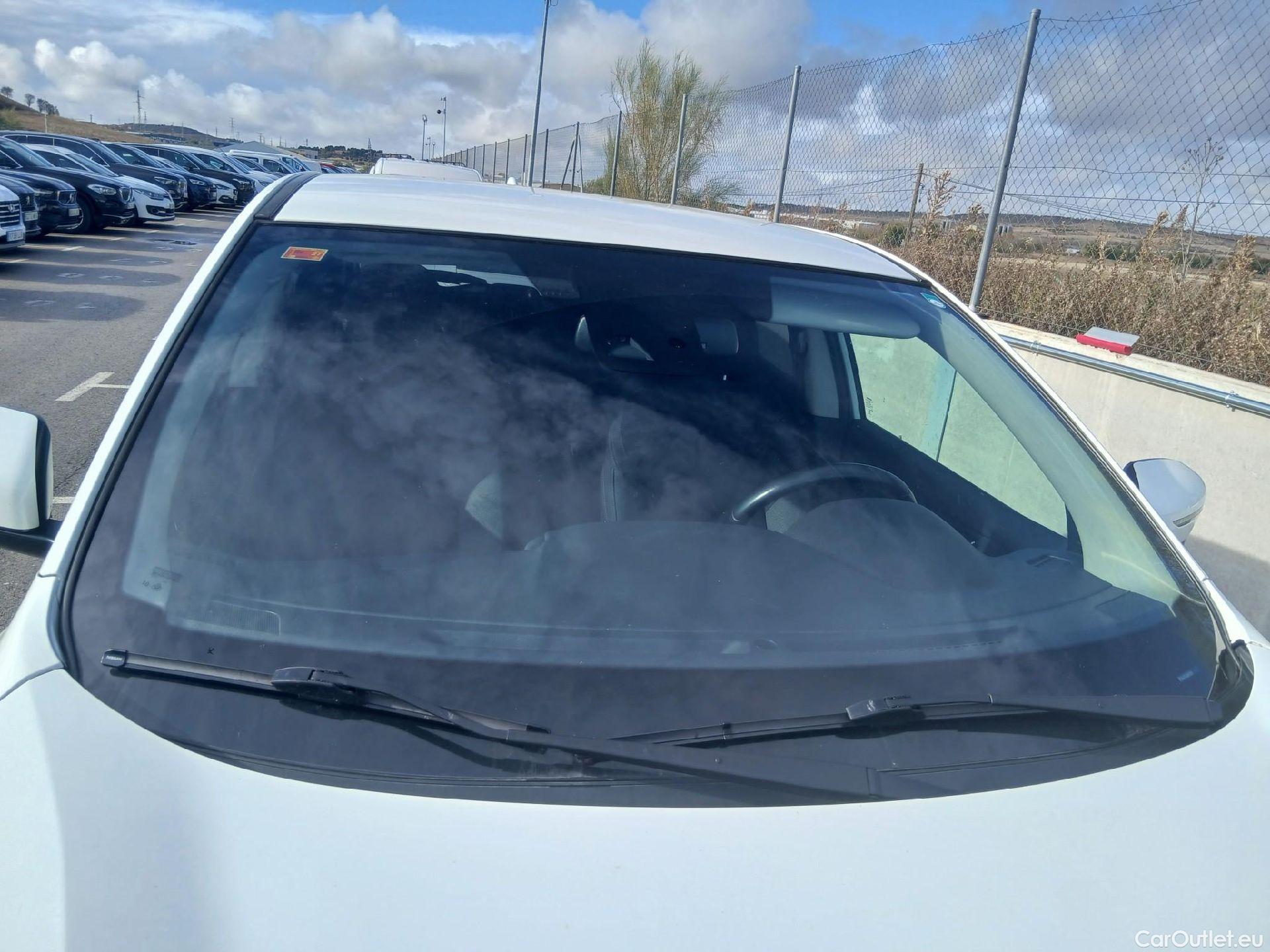  Nissan  Qashqai NISSAN  / 2017 / 5P / todoterreno dCi 150CV (110kW) N-CONNECTA (AC) #6