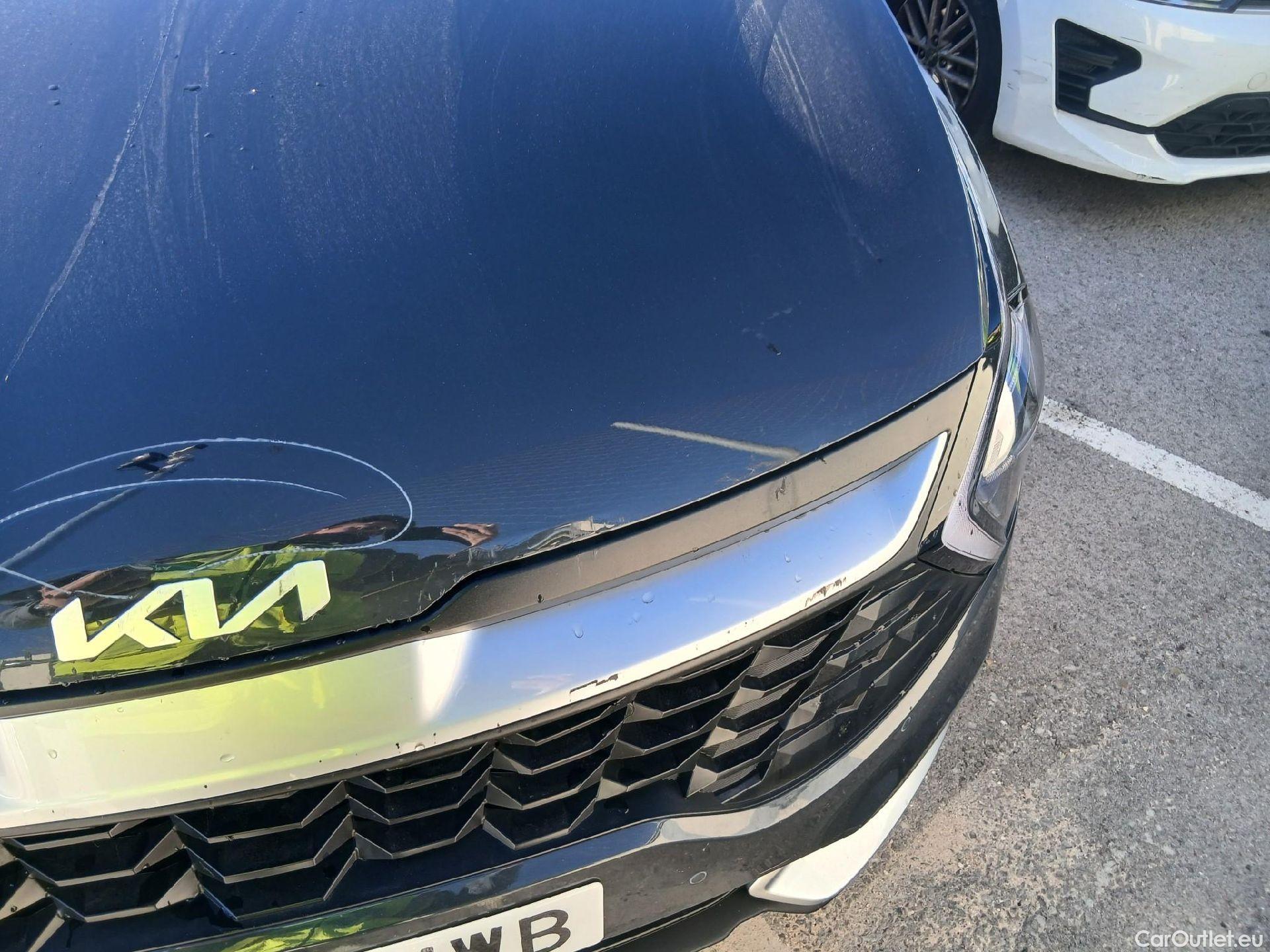  KIA  Sportage KIA  / 2022 / 5P / todoterreno 1.6 T-GDi 118kW (160CV) Drive 17