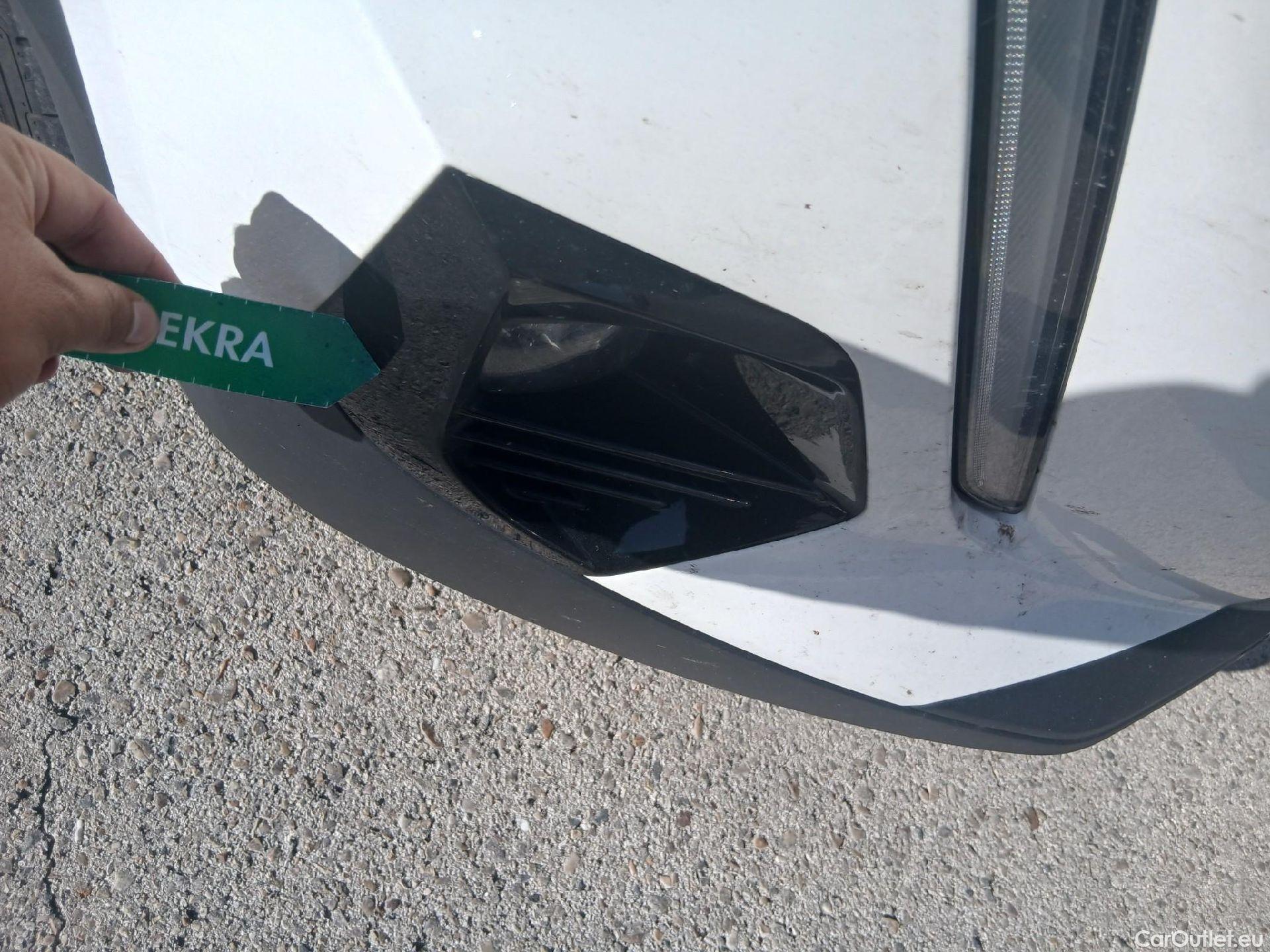  Peugeot  2008 PEUGEOT  / 2019 / 5P / todoterreno Active BlueHDI 81kW (110CV) #9