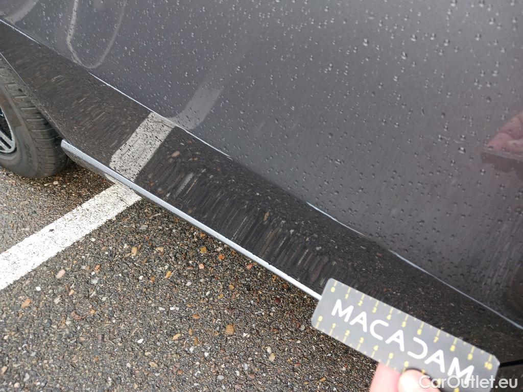  Mercedes  A-Klasse MERCEDES-BENZ Clase A / 2018 / 4P / sedán Sedán A 180 d #4